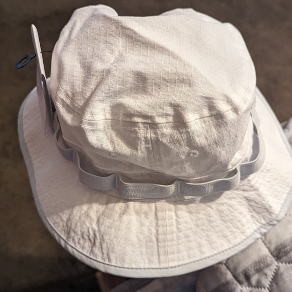 Bucket Hat - Picture 3 of 5